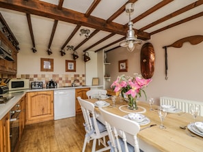 Cottage | Interior