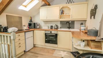 Cottage | Interior