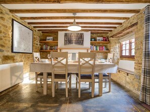 Cottage | Interior - Hollytree Cottage (Banbury)