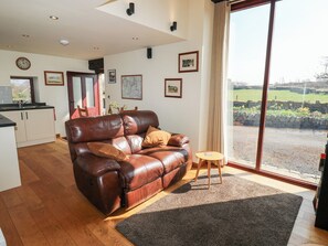 Cottage | Living area
