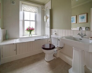 Cottage | Bathroom | Shower - Worthy House (Wadebridge)