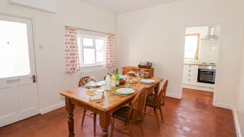 Cottage | Interior