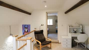 Stuga | 3 sovrum, individuell inredning, unika möbler och gratis wi-fi