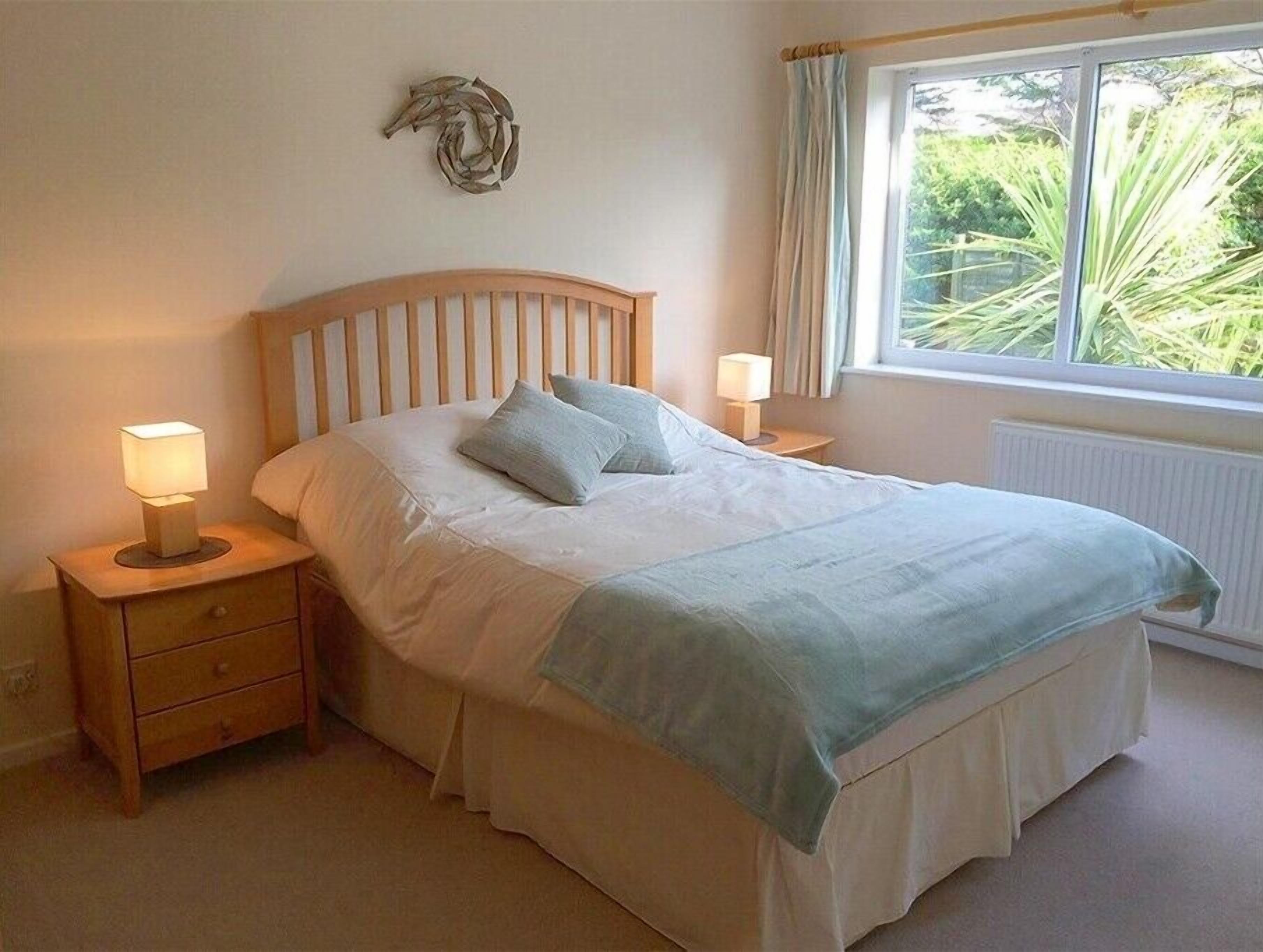 3 habitaciones, decoración personalizada y muebles diferentes 