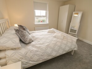 Cottage | Interior - Valley View (Whitby)