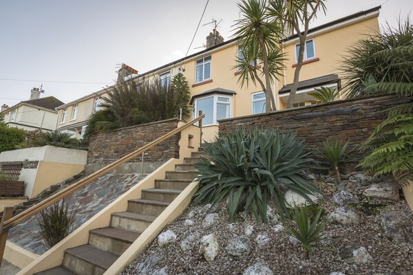 Home - Salcombe