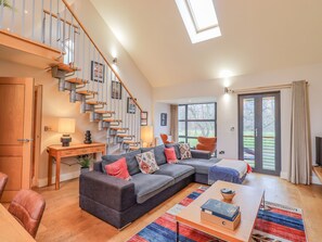 Cottage | Interior - Riverside Park 5 (Keswick)