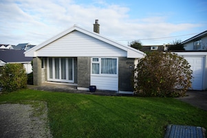 Cottage | Front of property