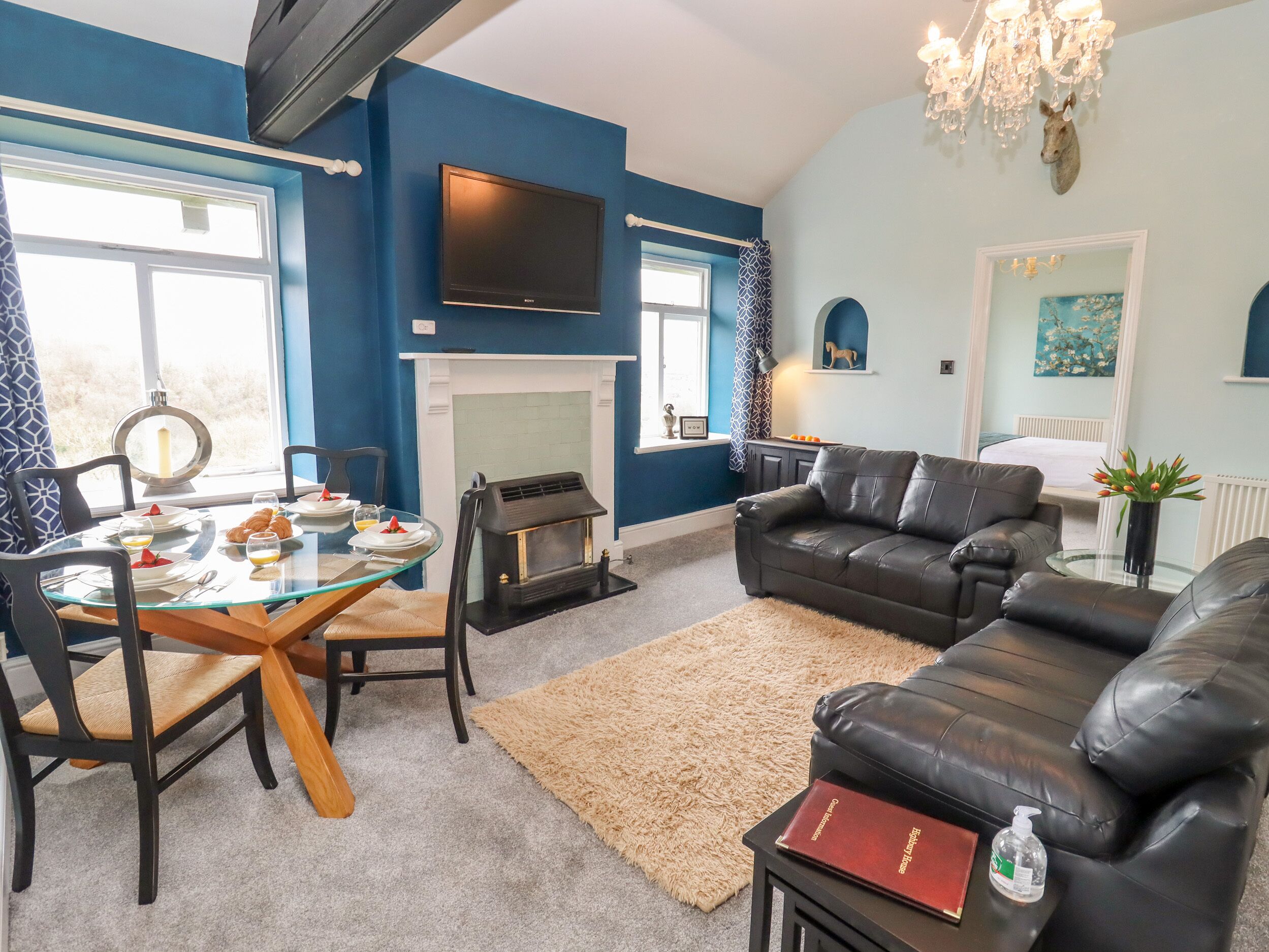 Cottage | Living room
