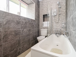 Cottage | Bathroom | Shower