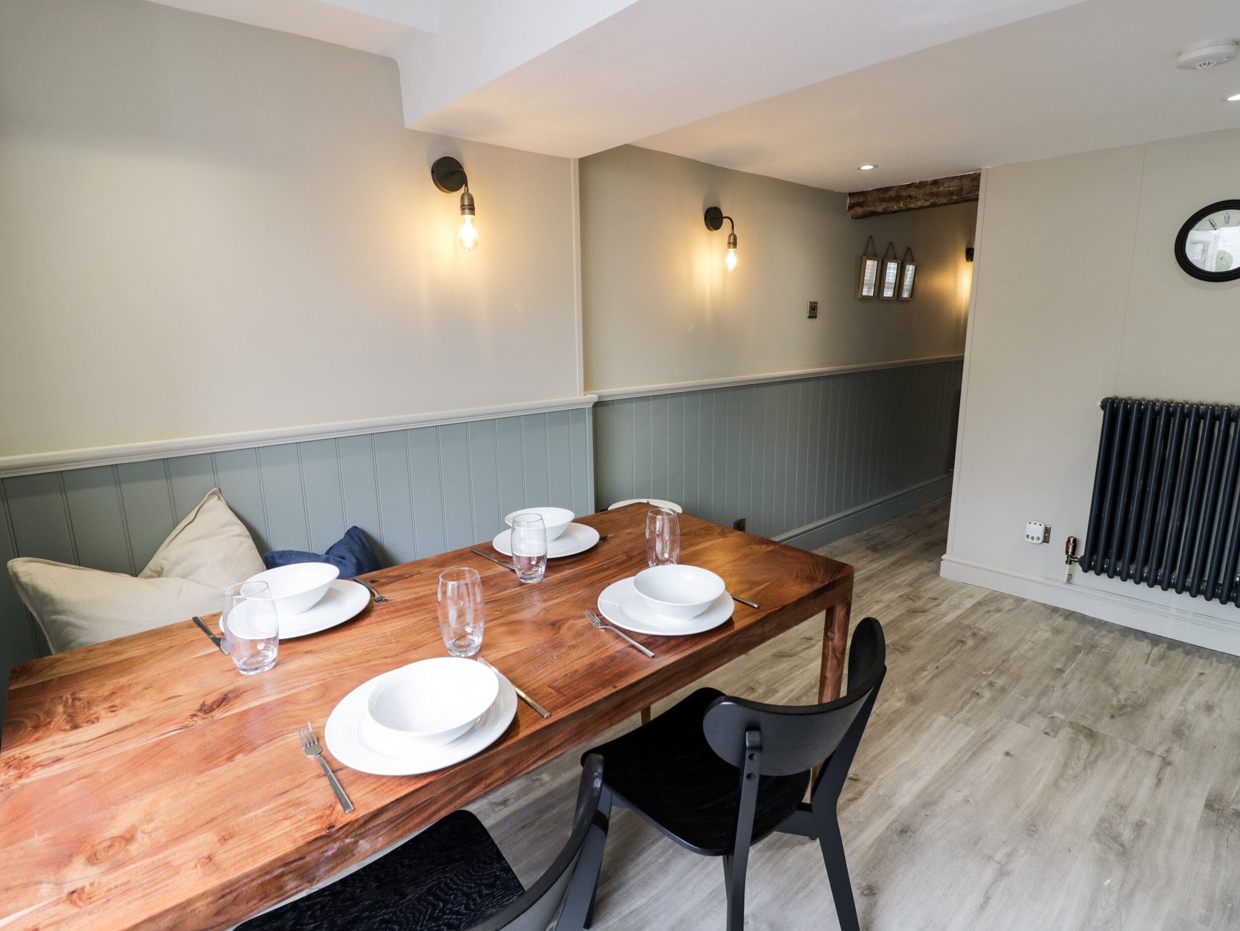 Cottage | Interior