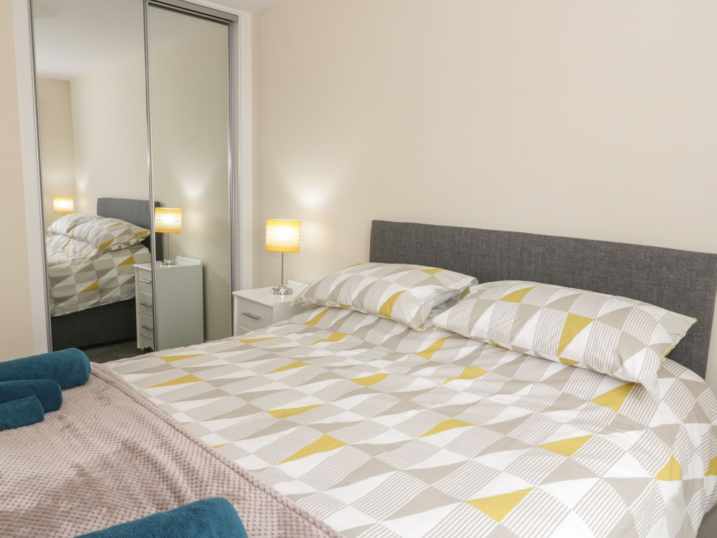 Ferienhaus | 2 Schlafzimmer, individuell dekoriert, individuell eingerichtet