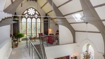 Cottage | Interior