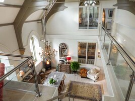 Cottage | Interior
