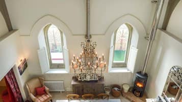 Cottage | Interior
