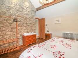 Cottage | 3 bedrooms, individually decorated, individually furnished, free WiFi