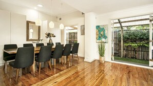 Unclassified image, 2 of 8, button - HENL3 - Henley Street - Lane Cove West (Lane Cove West)