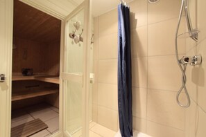 Shower - Renovated Mill in Bastogne near Waterfall (Bastogne)
