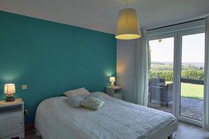 4 bedrooms, free WiFi - Holiday Home in Stoumont with Valley View (Stoumont)