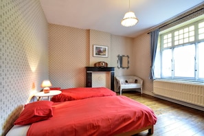 3 chambres, accès au Wi-Fi (inclus)