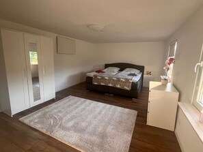 2 bedrooms, in-room safe, free WiFi, bed sheets