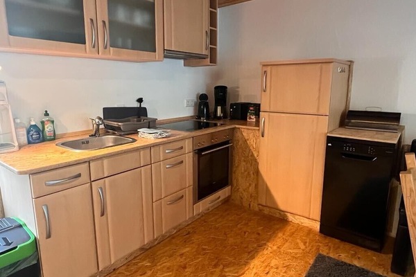 Frigorífic, microones, forn i placa de cuina