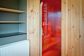 Sauna - Swanky Holiday Home in Waimes with Indoor Swimming Pool (Waimes)
