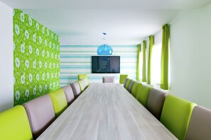 Dining - Swanky Holiday Home in Waimes with Indoor Swimming Pool (Waimes)