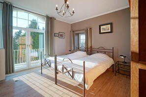 8 bedrooms, free WiFi