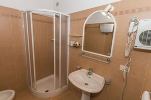 Dusche, Bidet