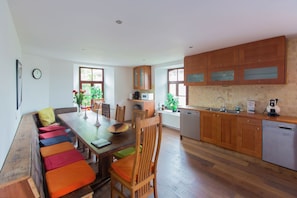 Dining - Authentic farmhouse in Lierneux with heated pool (Lierneux)