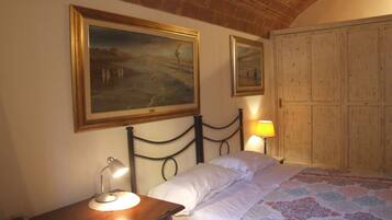 2 camere, ferro/asse da stiro, Wi-Fi