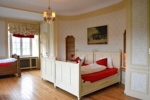 19 多间卧室、熨斗/熨衣板、旅行婴儿床、免费 WiFi