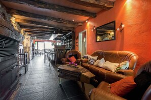 Smart TV, DVD player