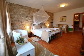 5 Schlafzimmer, Internetzugang