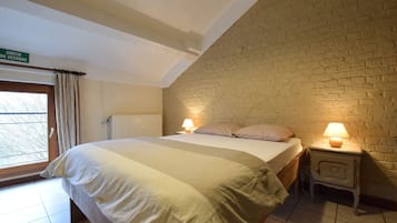 8 habitaciones y wifi