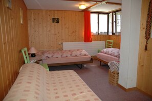 2 bedrooms, free WiFi