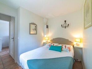 1 chambre, fer et planche à repasser, Wi-Fi