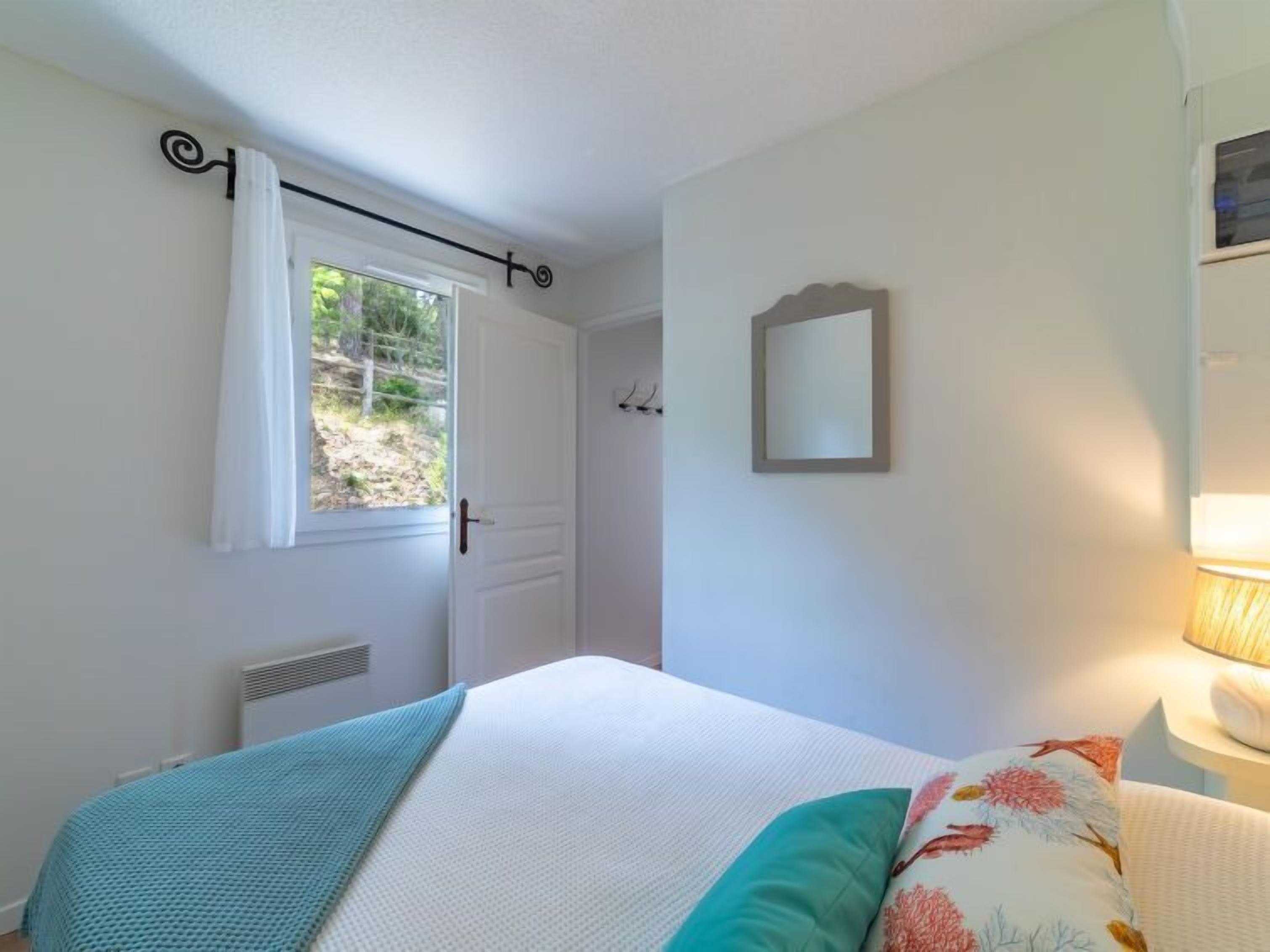 Cap Nègre : Domaine De La Pinède By Interhome - Le Lavandou