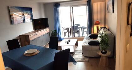 Appartement 2 piÚces, plage d'Eyrac à 300m, résidence face au port de plaisance