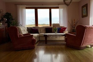 Smart TV, fireplace, stereo - Holiday Home near Forest and Lake in Pomeranian (Łyśniewo Sierakowickie)