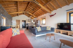 Smart TV - Holiday home with private pool (Valença-de-Douro)