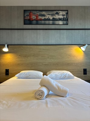 Kamar Comfort, 1 Tempat Tidur Double | Didekorasi berbeda-beda dan dilengkapi dengan perabotan berbeda-beda