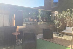 Basic-Apartment, 1 King-Bett | Unterkunftsgelände