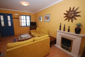 Smart TV, DVD player