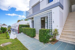 تفاصيل الفندق من الخارج