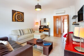 Smart TV, DVD player