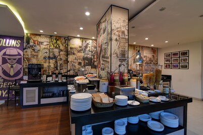 Mango Grove Hotel