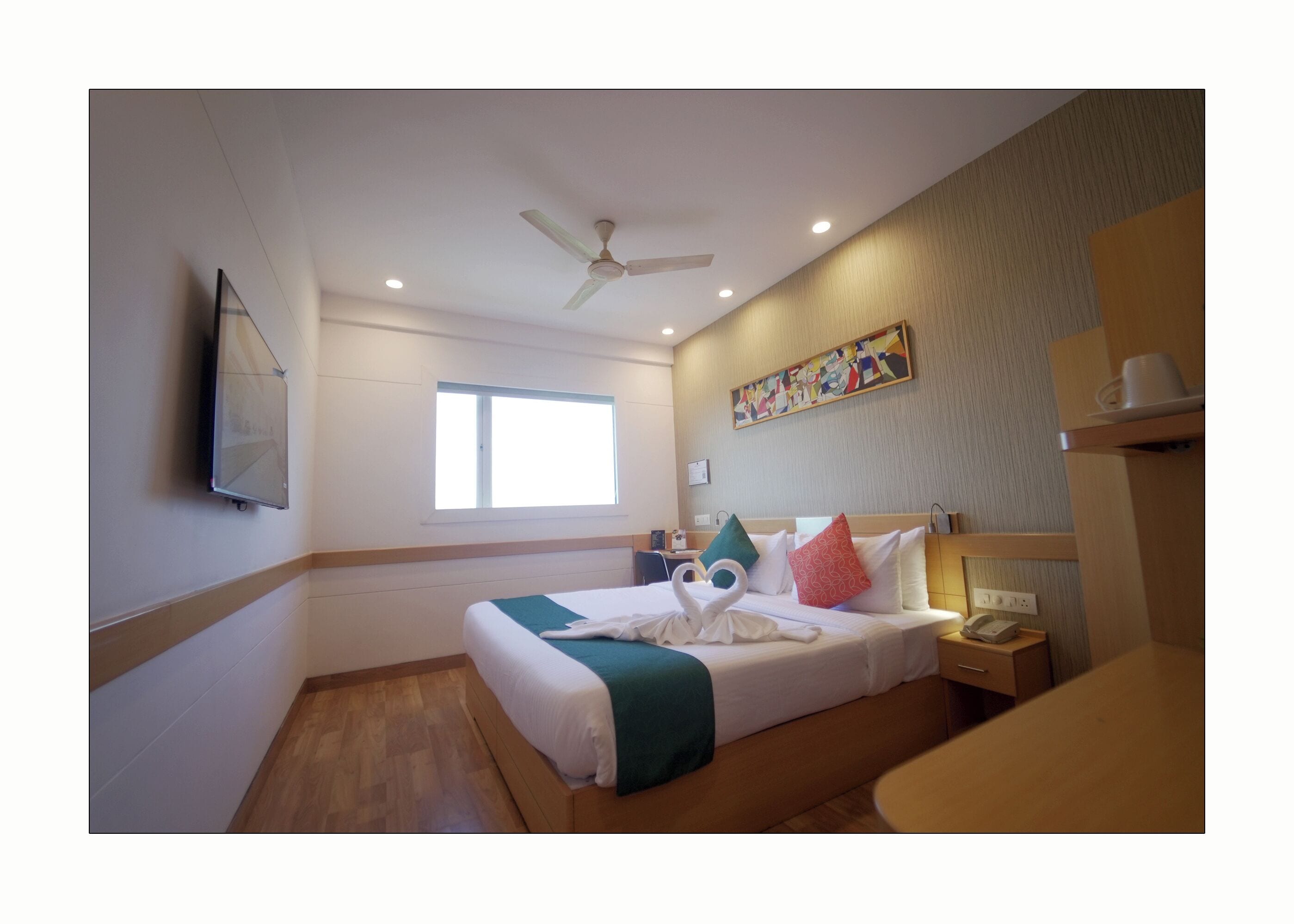 Premium Room | In-room safe, desk, laptop workspace, blackout curtains