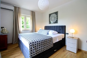 2 bedrooms, internet